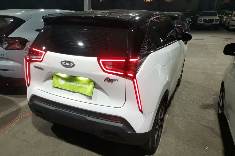 奇瑞新能源 奇瑞无界Pro 2022款 301km 灵兽版 磷酸铁锂车身外观7