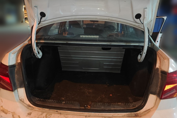 大众 捷达 2017款 1.4L 手动时尚型局部细节23