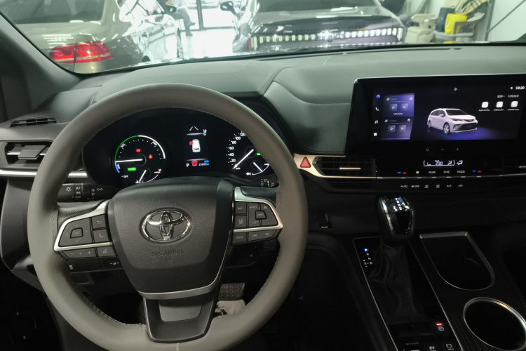 丰田 格瑞维亚 2024款 2.5L混动 豪华版中控内饰12