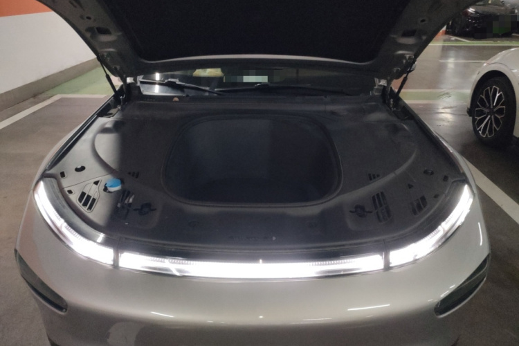 小鹏P7 2022款 586G局部细节24