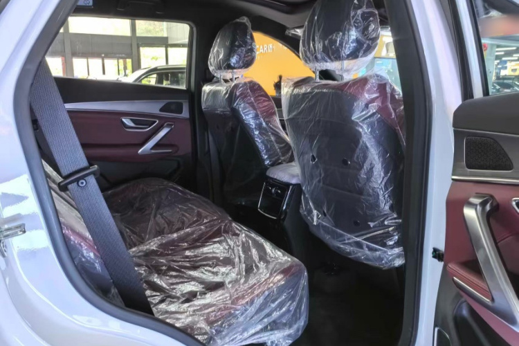 捷途X70 PLUS 2025款 1.5T CVT旗舰PRO 5座中控内饰7007