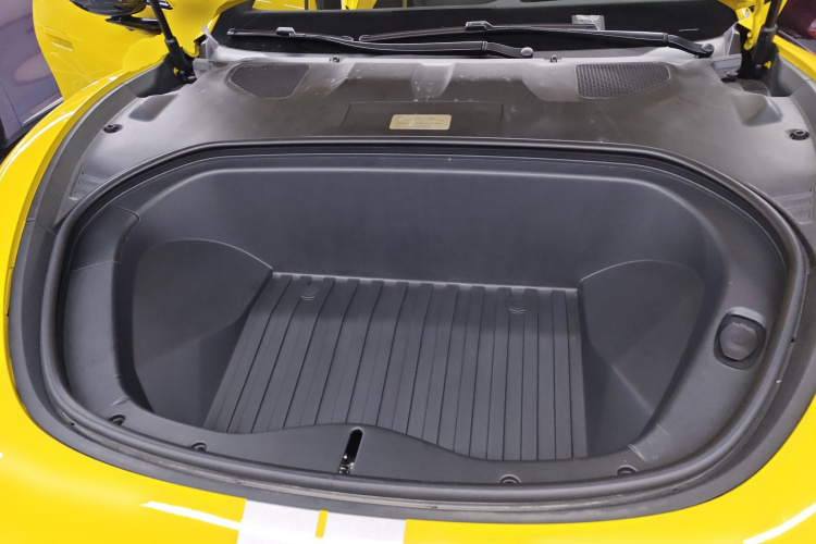 小米汽车 小米SU7 Ultra 2025款 Ultra机舱底盘24