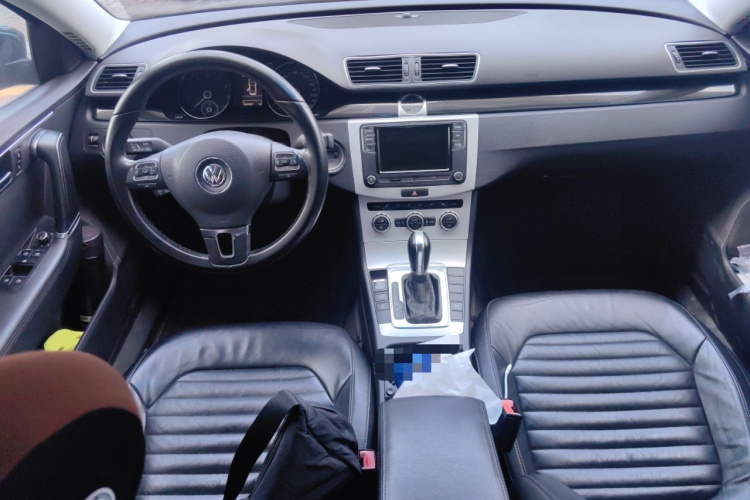 大众 迈腾 2013款 1.8TSI 豪华型中控内饰7002