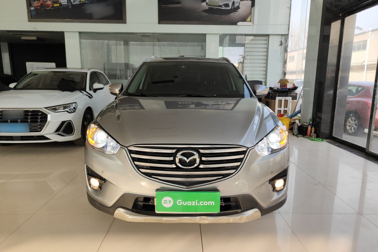 马自达CX-5 2015款 2.0L 自动两驱都市型车身外观2
