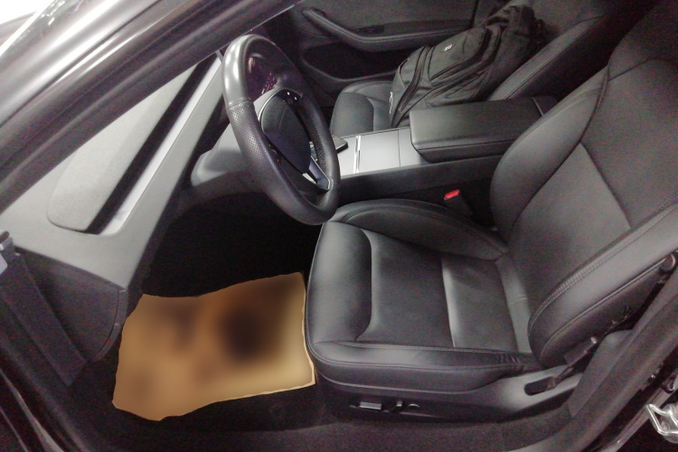 特斯拉 Model 3 2023款 长续航全轮驱动版局部细节19