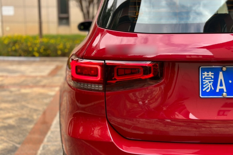 奔驰GLB 2023款 改款 GLB 200 时尚型车身外观6007