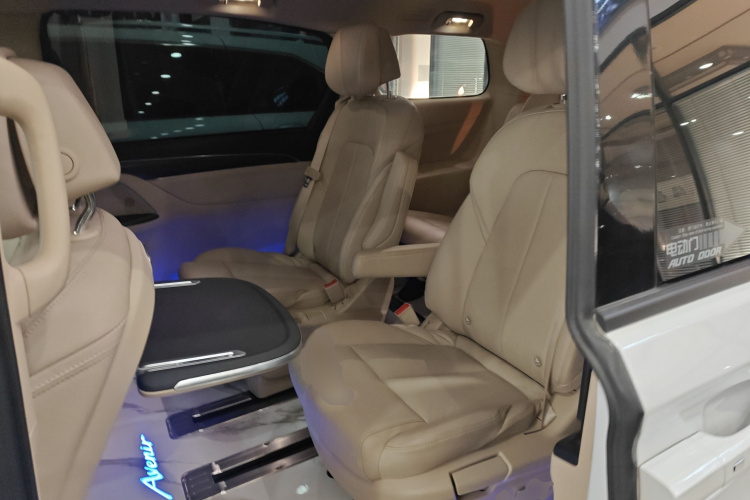 别克GL8 2023款 ES陆尊 尊享型中控内饰7004