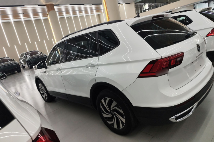 大众 途观L 2023款 330TSI 自动两驱舒享版车身外观6003