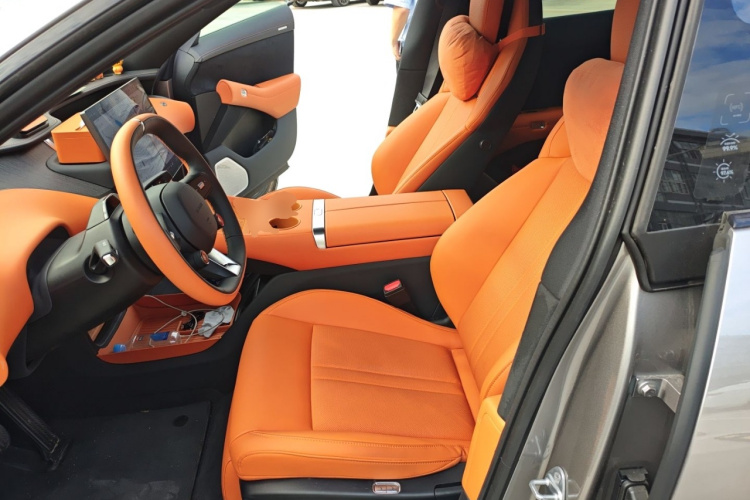 小米汽车 小米YU7 2025款 超长续航后驱版中控内饰19