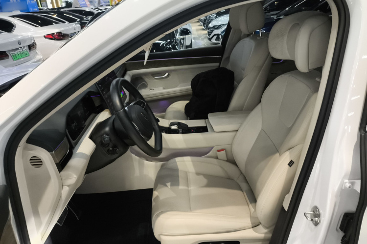 鸿蒙智行 问界M5 2022款 增程四驱至臻版局部细节19