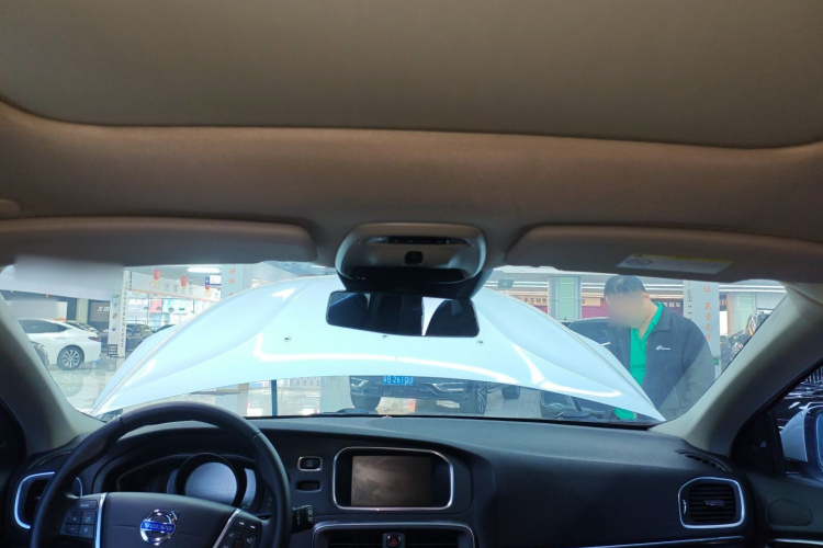 沃尔沃V40 2015款 1.6T 智雅版中控内饰22