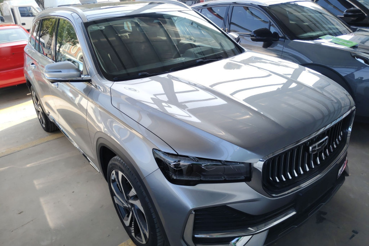 吉利汽车 星越L 2023款 2.0TD 高功自动两驱旗舰型车身外观3