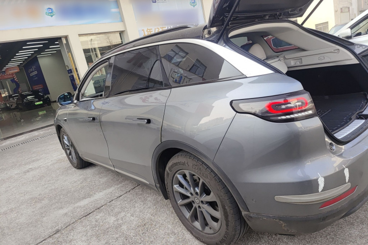 零跑汽车 零跑C11 2021款 改款 豪华版车身外观4