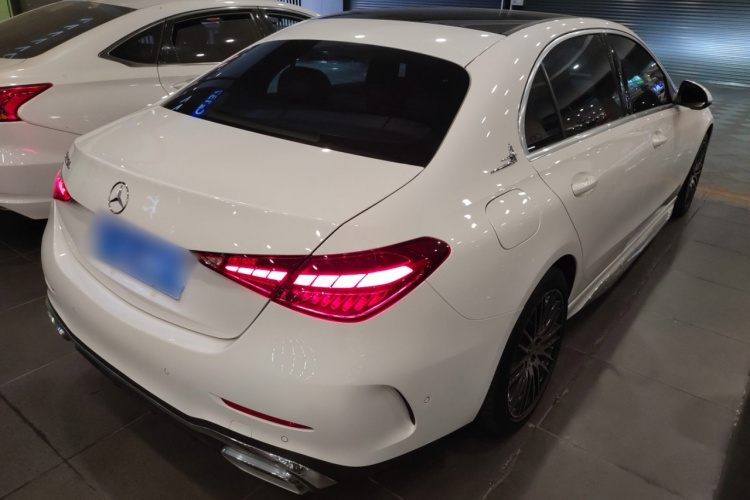 奔驰C级 2023款 C 260 L 运动版车身外观6005
