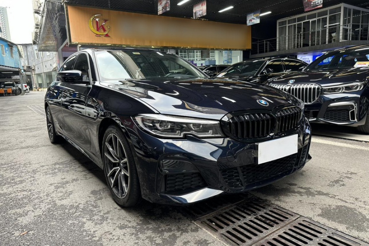 宝马3系 2020款 320Li M运动套装车身外观6001