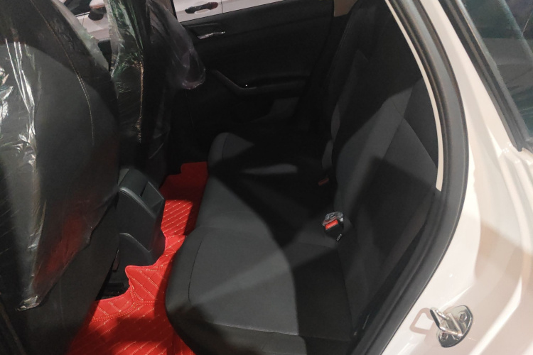 大众 Polo 2019款 Plus 1.5L 自动全景乐享版中控内饰21