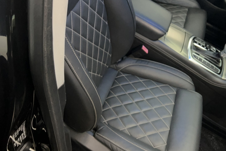 广汽传祺 传祺GA8 2017款 280T 尊享版局部细节41