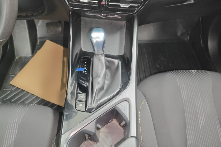 荣威i5 2021款 1.5L CVT铂金版局部细节18