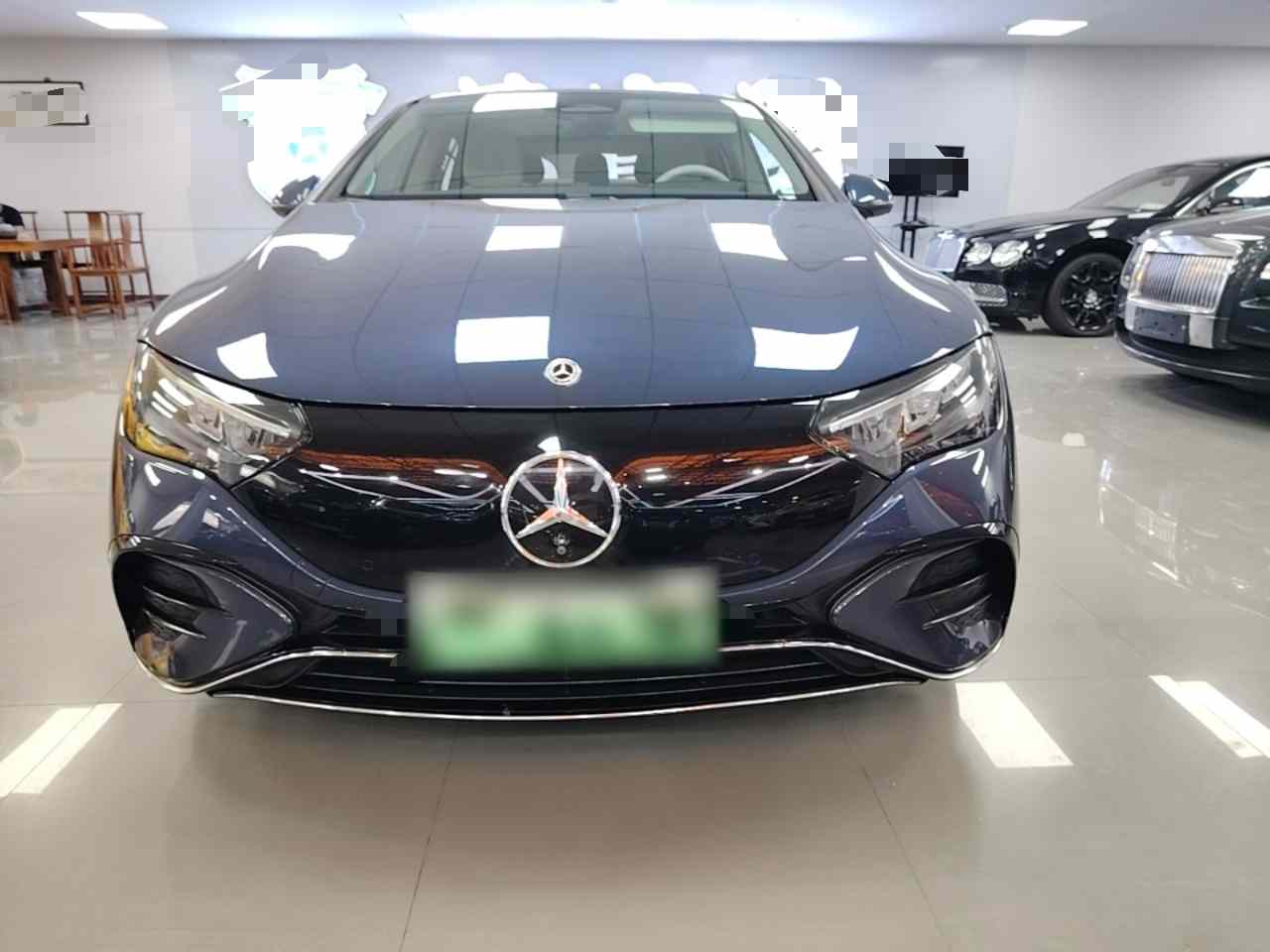 奔驰EQE 2022款 350 先锋版(1)