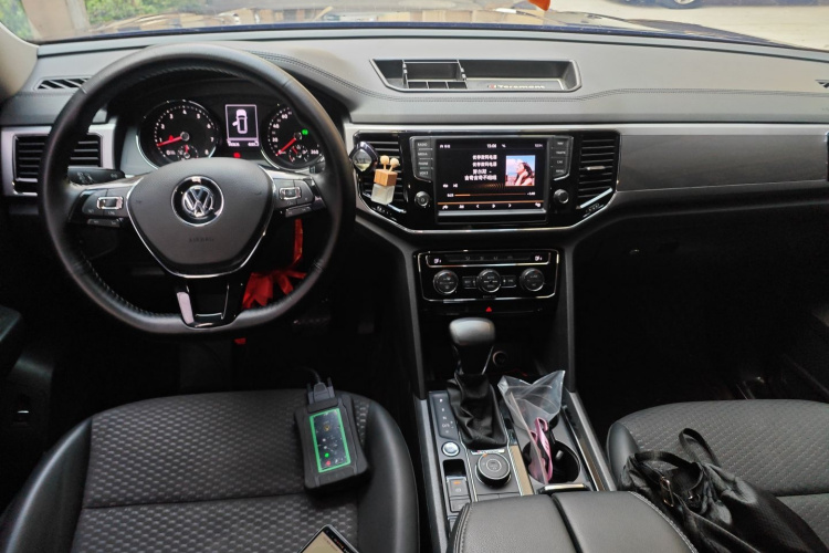 大众 途昂 2017款 380TSI 四驱舒适版中控内饰12