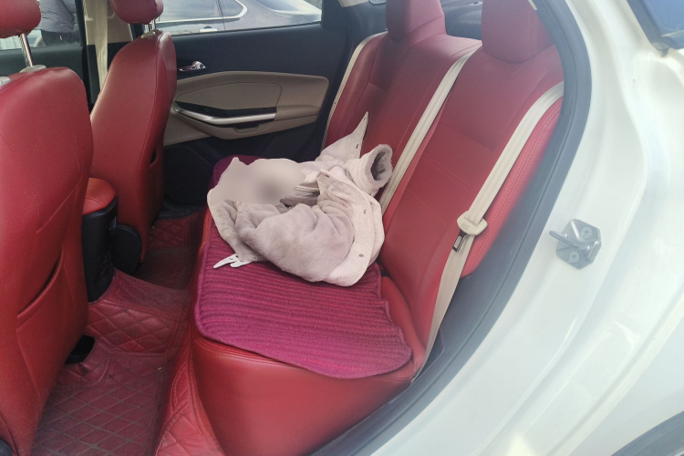 福特 福睿斯 2017款 改款 1.5L 自动舒适型中控内饰21