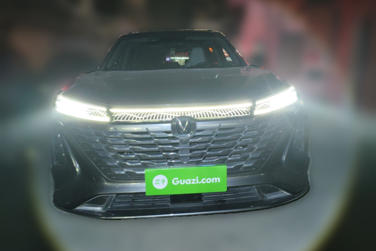 长安CS75 PLUS 2023款 第三代 1.5T 自动尊贵型车身外观2