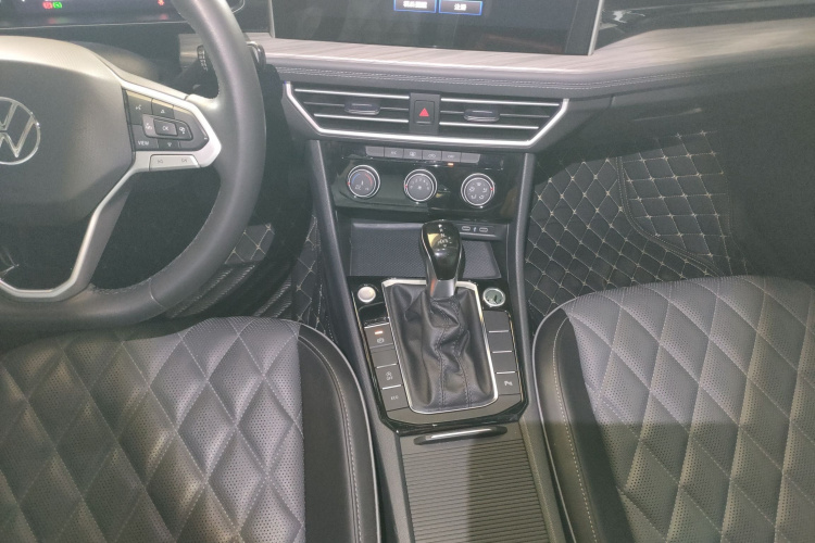 大众 速腾 2023款 300TSI DSG超越版局部细节18