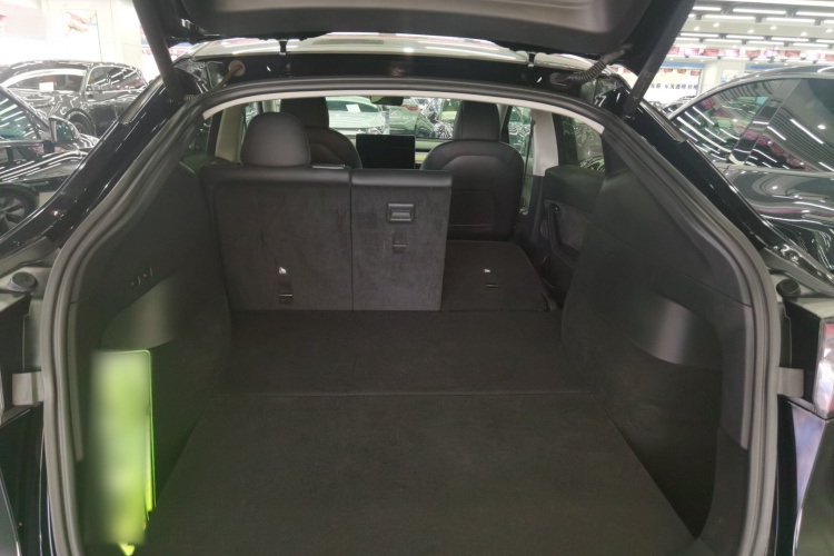 特斯拉 Model Y 2022款 后轮驱动版局部细节23