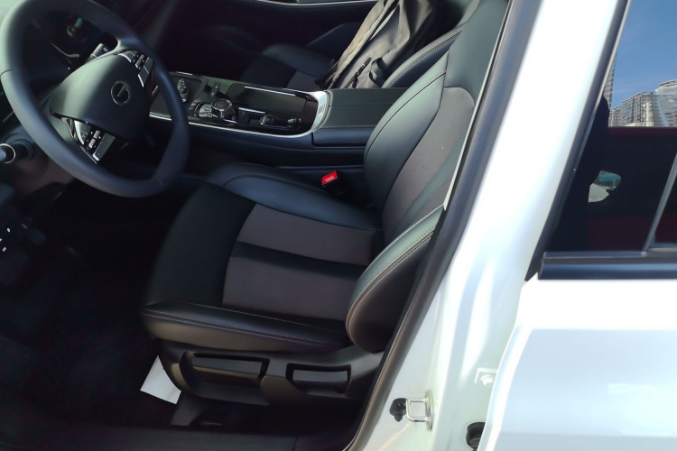 埃安 AION S 2023款 魅 580 磷酸铁锂局部细节19