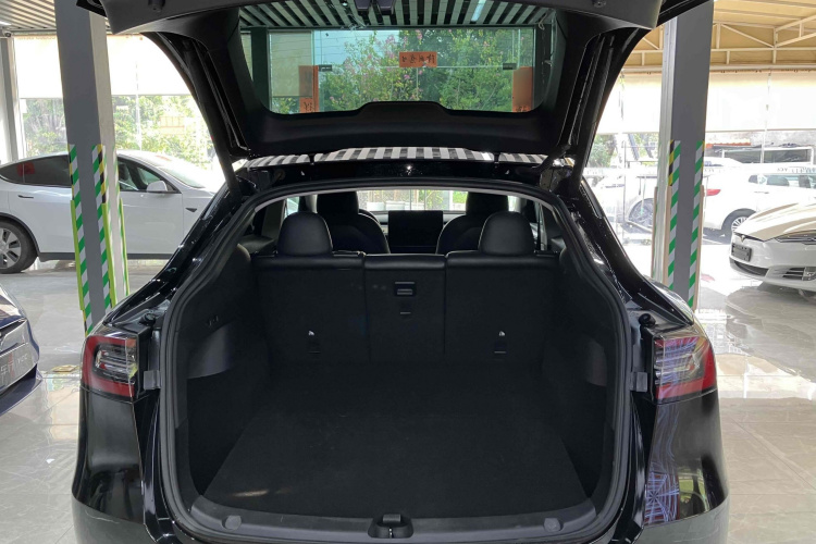 特斯拉 Model Y 2022款 后轮驱动版局部细节23