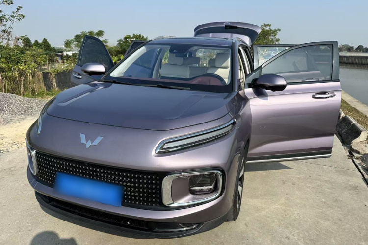 五菱汽车 五菱星云 2023款 2.0L DHT 旗舰版车身外观6001