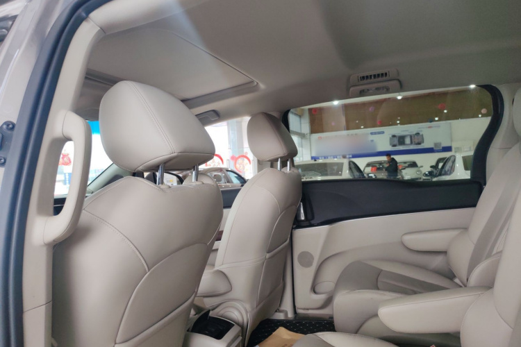 别克GL8 2018款 28T 豪华型 国VI中控内饰22