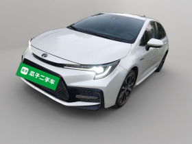 丰田 雷凌 2022款 双擎 1.8H E-CVT运动版