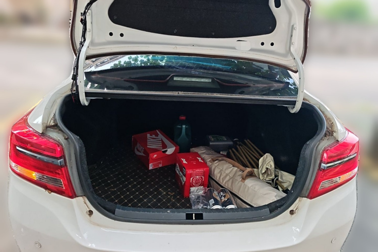 丰田 YARiS L 致享 2019款 1.5E CVT魅动版 国VI局部细节23