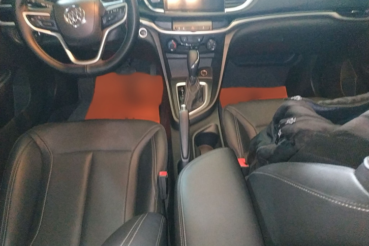 别克 英朗 2021款 改款 典范 1.5L 自动精英型局部细节18