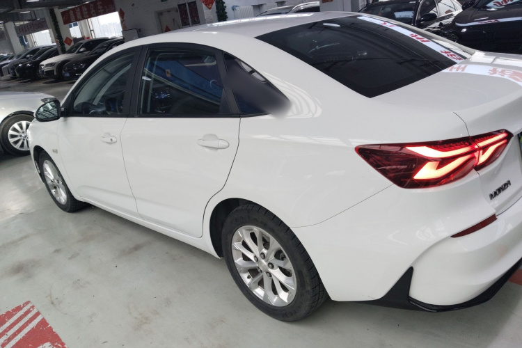 雪佛兰 科鲁泽 2023款 1.5L 双离合乐享版车身外观4