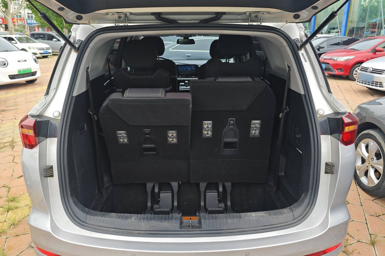 五菱汽车 五菱凯捷 2020款 1.5T 手动精英型中控内饰23