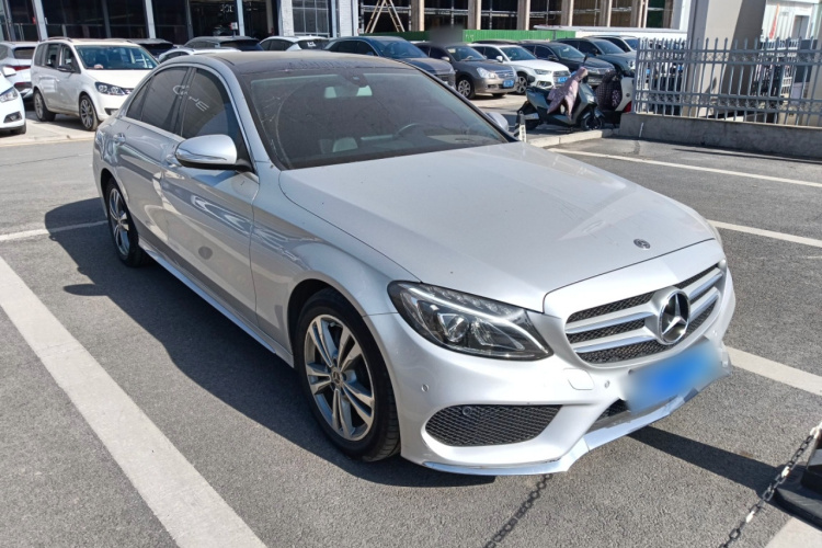 奔驰C级 2018款 C 200 L 运动版车身外观3