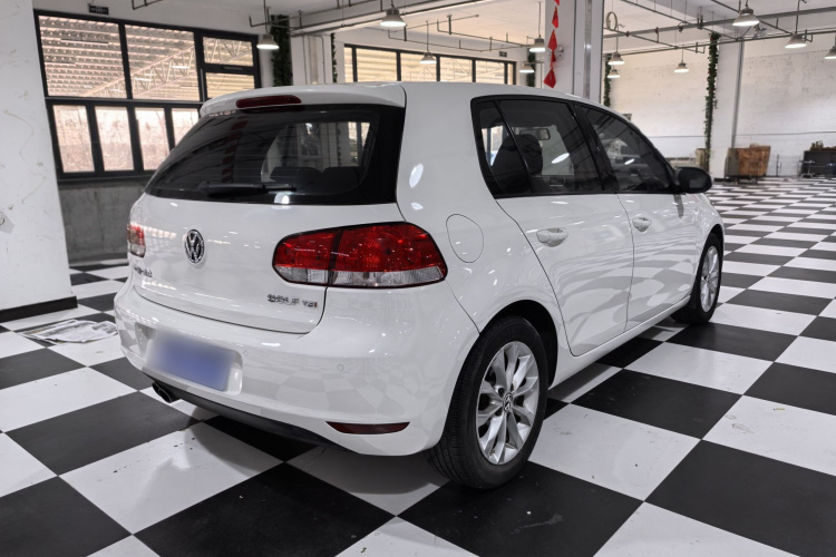 大众 高尔夫 2012款 1.4TSI 自动舒适型车身外观6004