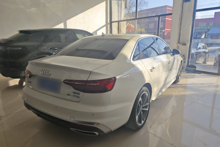 奥迪A4L 2023款 40 TFSI 时尚动感型车身外观7