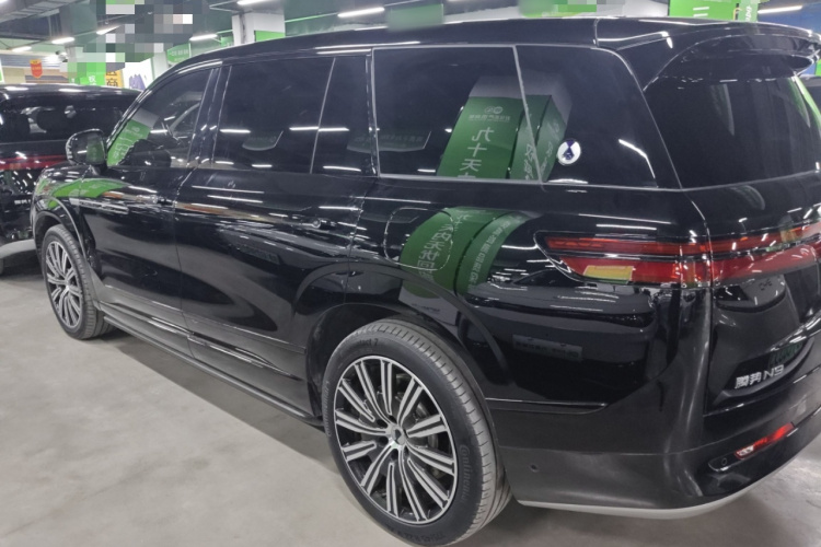 腾势N9 2025款 旗舰型车身外观4