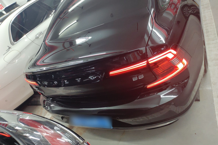 沃尔沃S90 2024款 B5 智远豪华版车身外观6004