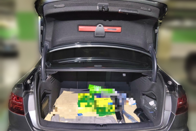 奥迪A4L 2020款 40 TFSI 豪华动感型局部细节23