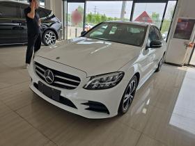 奔驰C级 2019款 C 260 运动版