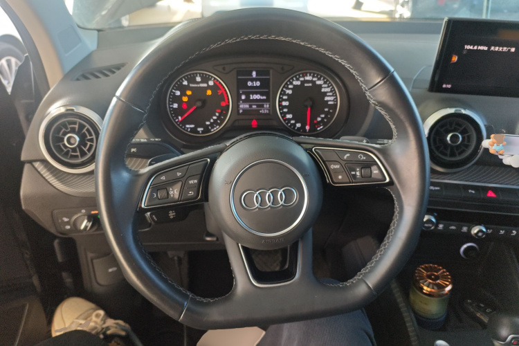 奥迪Q2L 2022款 35 TFSI 时尚动感型局部细节13