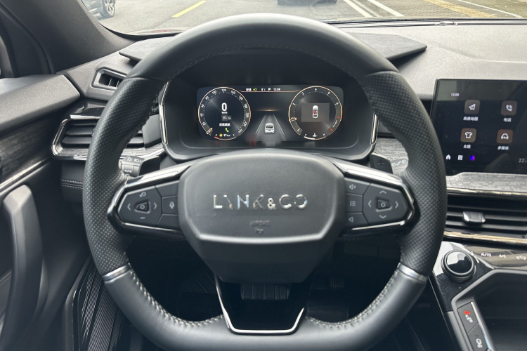 领克06 2020款 1.5T 劲Pro中控内饰7010