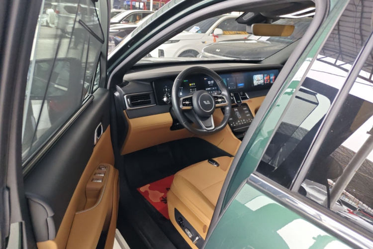 理想汽车 理想ONE 2021款 增程6座版中控内饰19