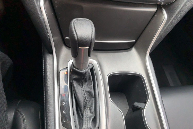 本田 雅阁 2018款 260TURBO 精英版 国V局部细节18