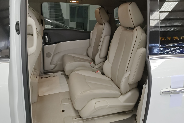 别克GL8 2020款 陆上公务舱 652T 豪华型中控内饰7004