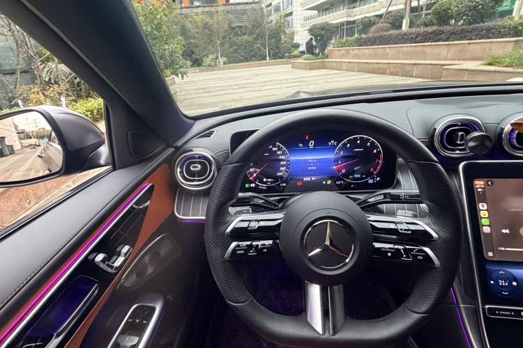 奔驰C级 2022款 改款 C 260 L 运动版中控内饰7006
